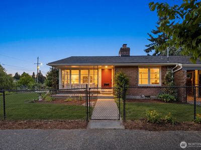 7904 39th Avenue SW, Seattle, WA, 98126