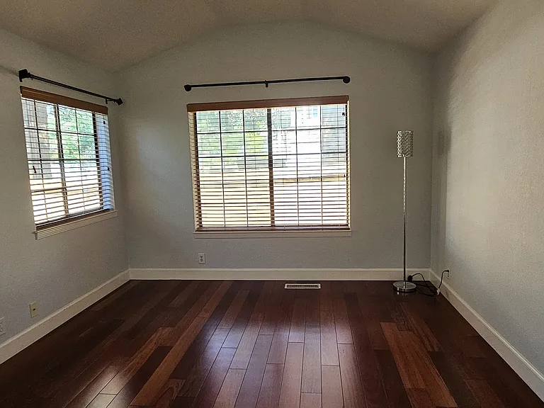 Master Bedroom 1 - Downstairs.