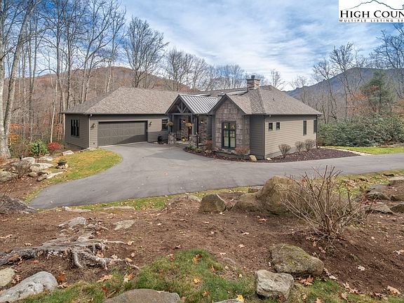 2nd image of 1215 Cranberry Trail #12