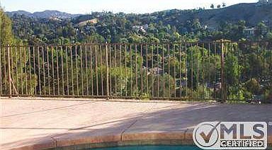 5th image of 5151 Calatrana Dr