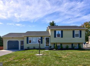 39 Colonial Dr, Hanover, PA 17331