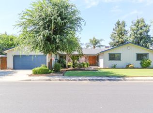 2072 Beverly Ave, Clovis, CA 93611