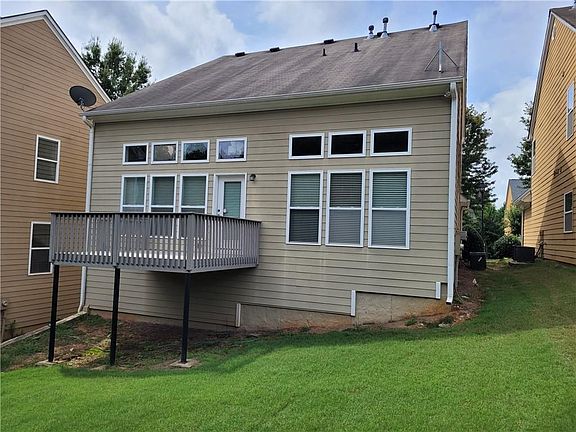 3rd image of 2153 Worrall Hill Dr