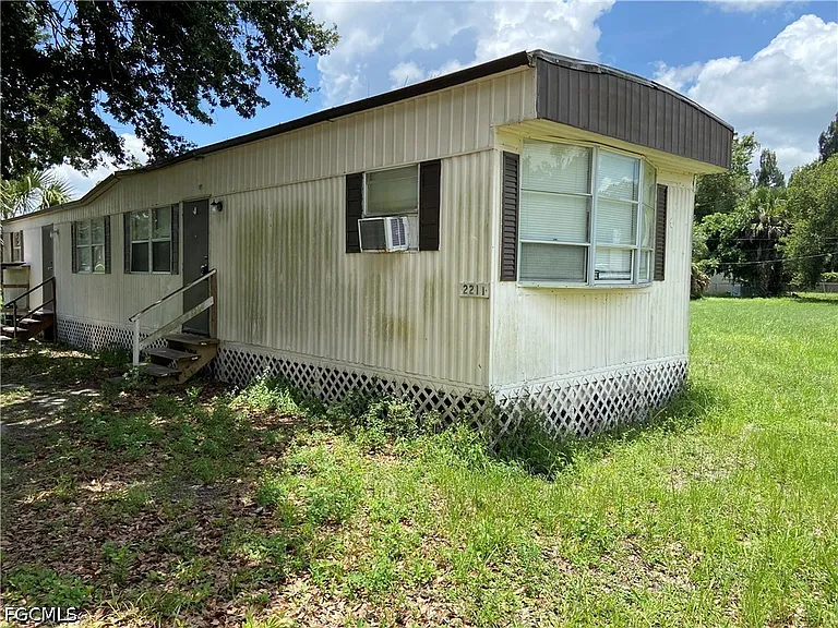 2211 Cantor Ln — Photo 15