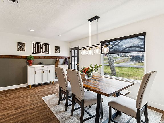 5th image of 2151 Gruene