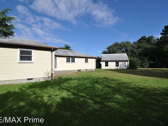 2nd image of 1504 Sunnywood Cir