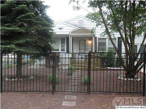 4th image of 606 Anthony Ave
