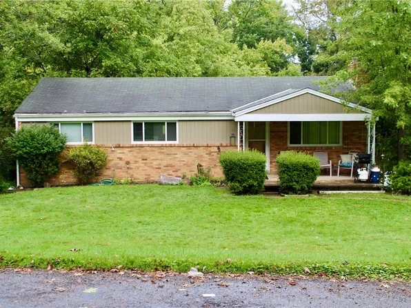 5735 Oakhill Rd, Gibsonia, PA 15044