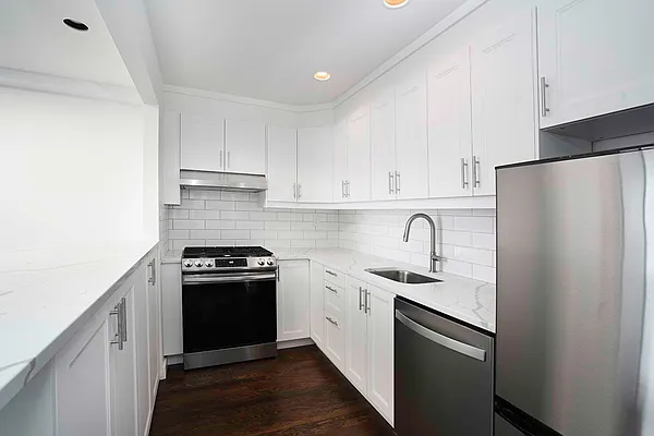 Rented by Keller Williams NYC | media 18