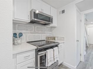 2235 Beechnut Rd, Tustin, CA 92780