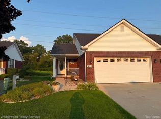 492 Harvard Dr #84, Romeo, MI 48065