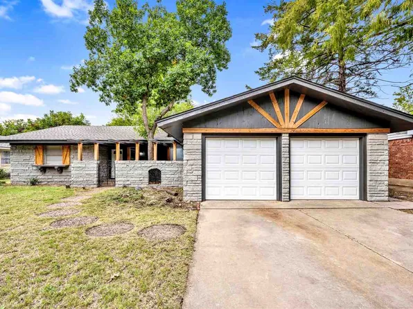 808 NW 50th St, Lawton, OK 73505