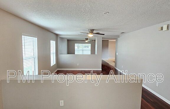 3rd image of 13760 Phoenix Dr