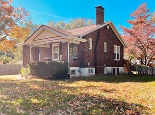 1833 N Warson Rd, Saint Louis, MO 63114