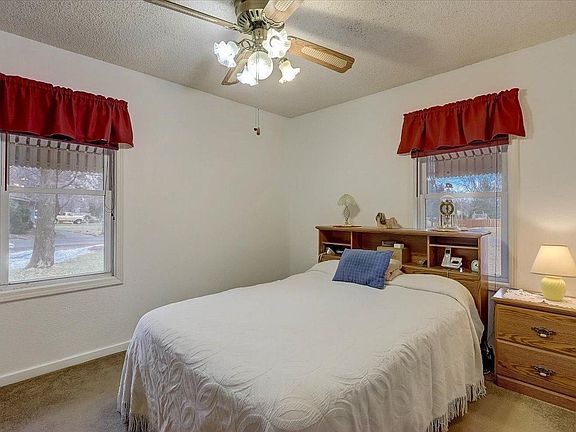 5th image of 7057 Lakeview Dr