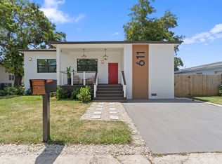 611 SW 4th Ct, Hallandale, FL 33009