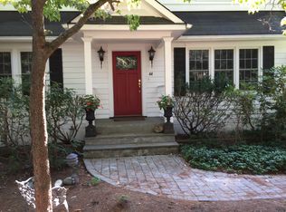 44 Old Stone Church Rd, Upper Saddle River, NJ 07458