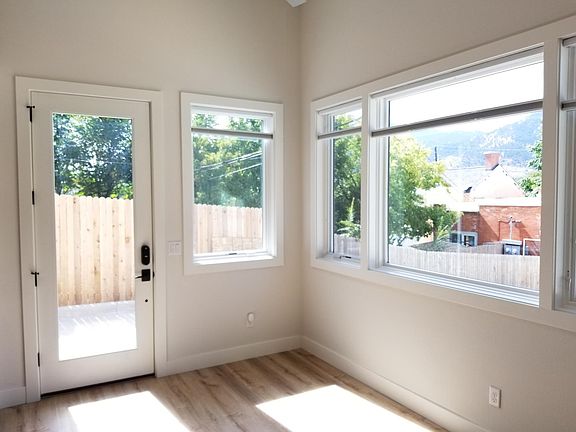 Entrance to kitchen living area