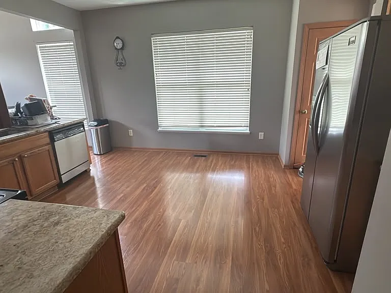 2324 Myrtle Valley Dr — Photo 3