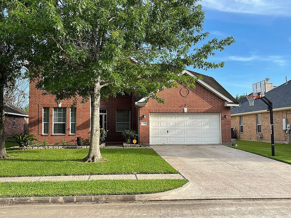 1st image of 4303 Running Pine Dr