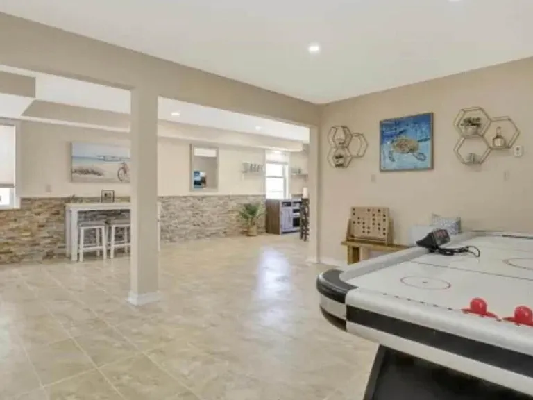 18 Harborside Dr E — Photo 3