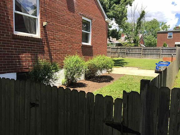 2nd image of 14 Janet Dr