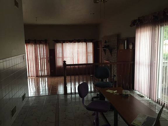 5th image of 2609 N 74th Ct