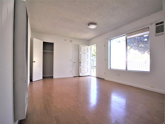 4th image of 130 San Pascual Ave APT 1