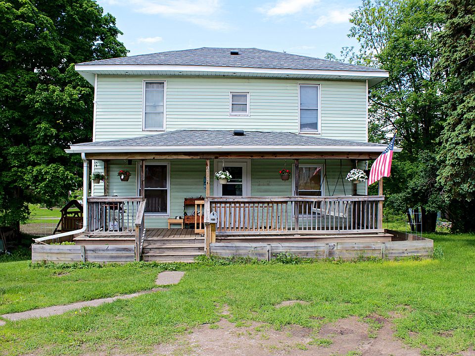 1st image of 214 E Leigh St
