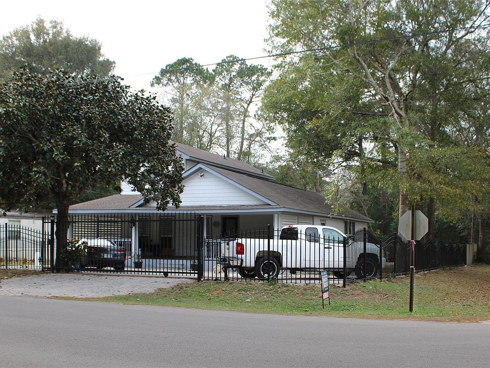 1st image of 820 S Railroad Ave