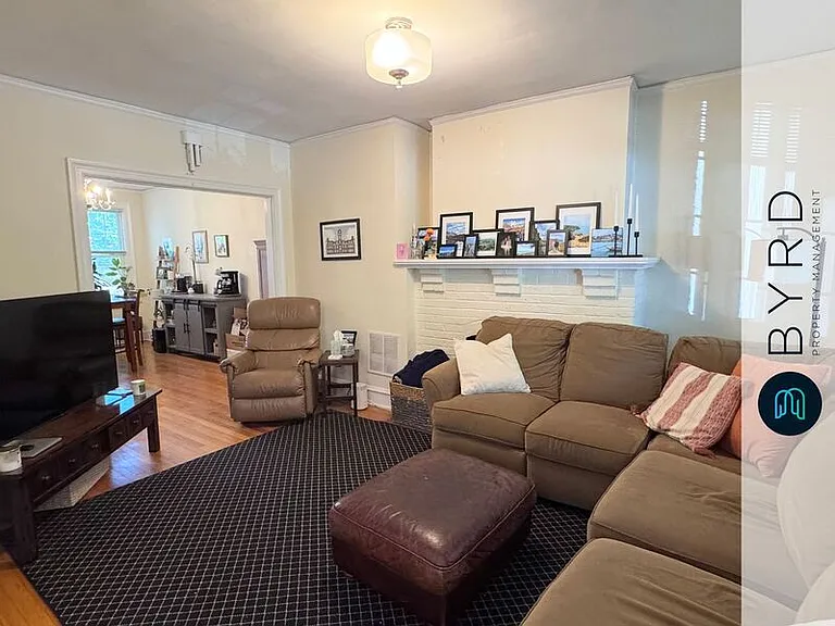 3427 Ellwood Ave — Photo 7