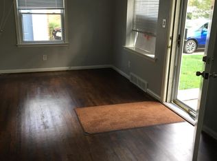 23087 Lilac St, Farmington, MI 48336