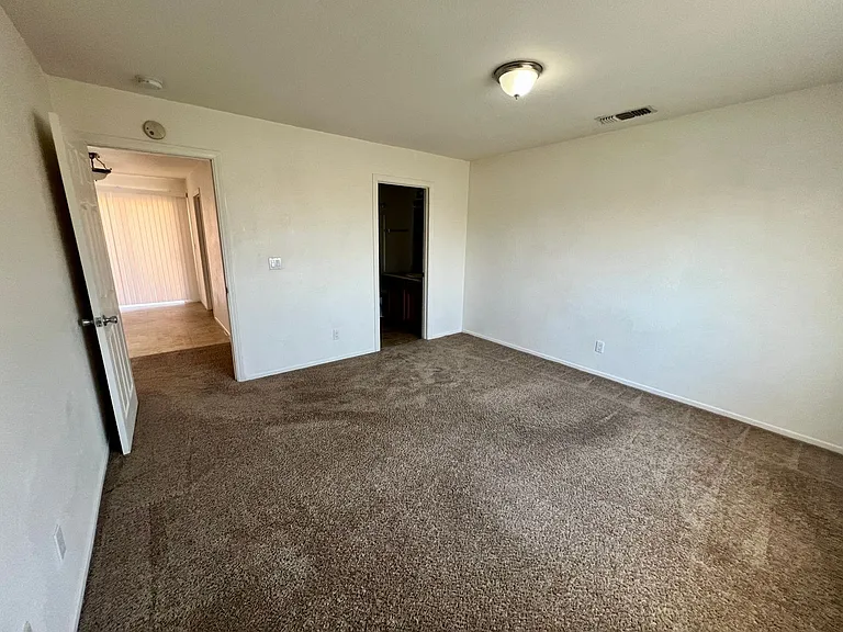 73428 Sunnyvale Dr — Photo 8