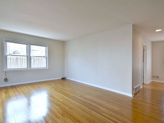5th image of 3259 3303rd Park Pl #2673-2677