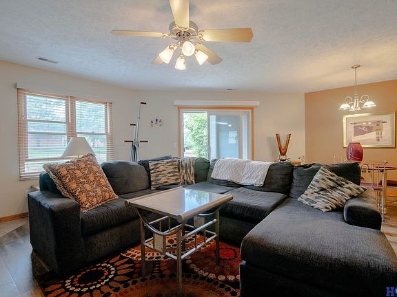 3rd image of 550 Lakeside Dr #43