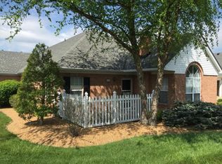 111 Azalea Ct, La Grange, KY 40031