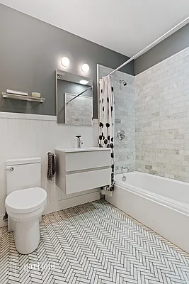 Rented by Garfield Realty  | media 15