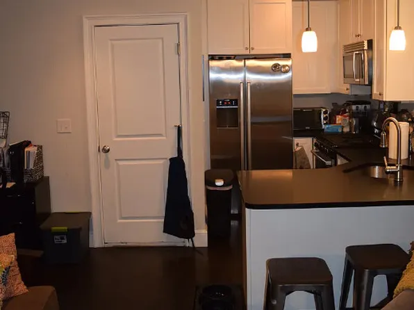 55 Middle St APT 2, South Boston, MA 02127