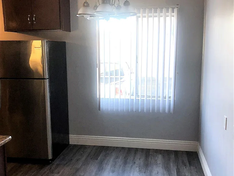 850 S Rosemead Blvd #5 — Photo 8