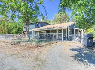 1168 Pinecrest Dr, Grants Pass, OR 97526