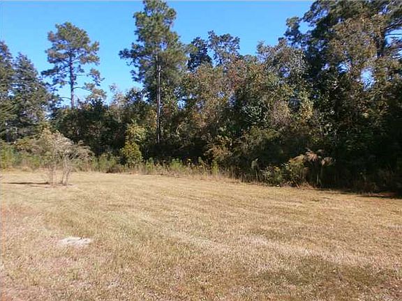 3rd image of 7210 Floyd Dr