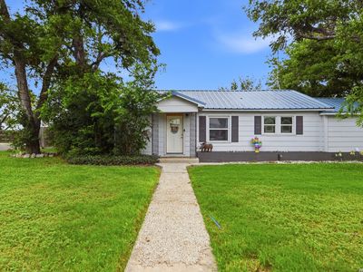 2401 Avenue J, Hondo, TX, 78861