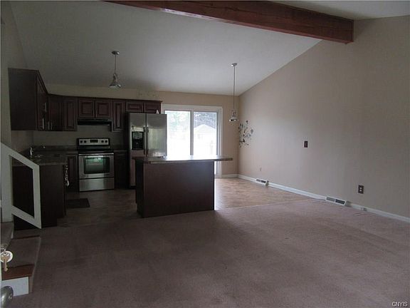 4th image of 7342 Rosewood Cir