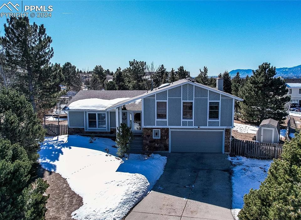 1st image of 415 Wuthering Heights Dr