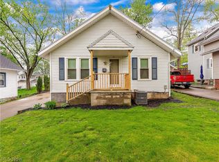 21 W Liberty St, Rittman, OH 44270
