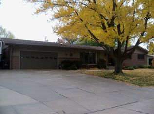 118 Beech Ave, York, NE 68467