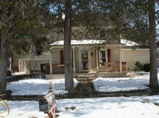 156 Eleanor Rd, Highland, MI 48356