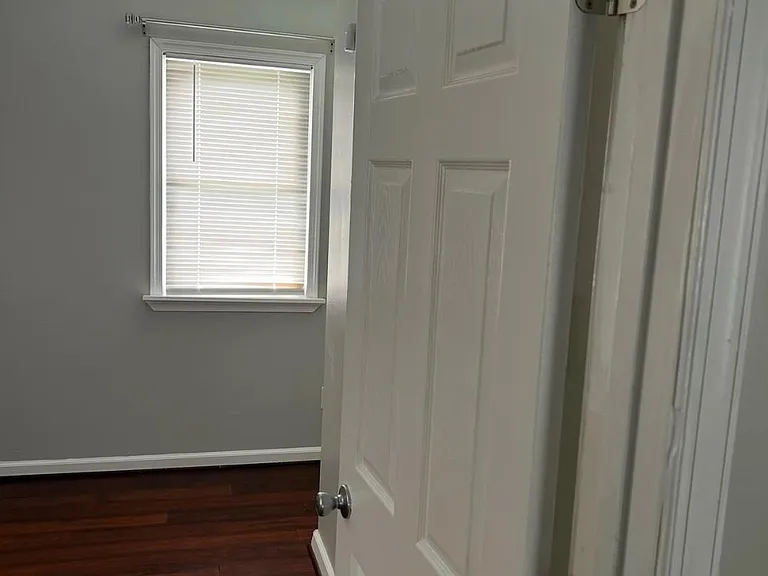4513 Norborne Rd — Photo 10