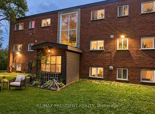 172 King Edward Ave #5, London, ON N5Z 3T3