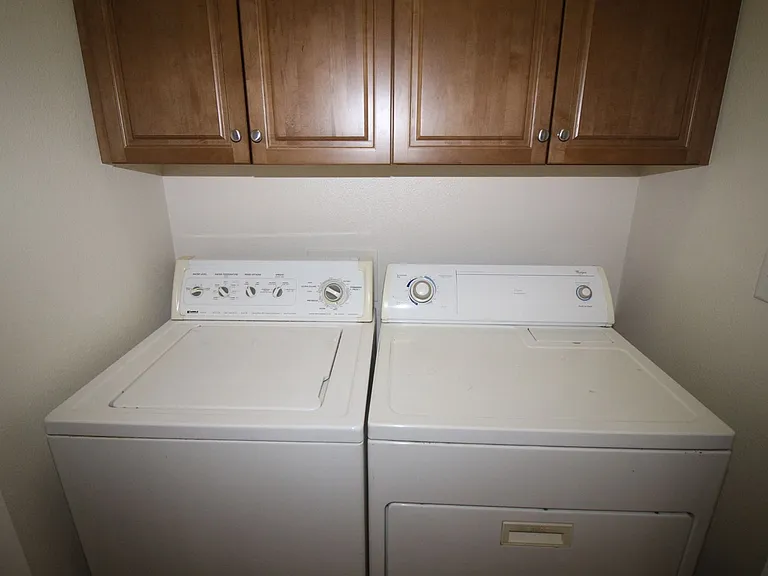 4044 W Peach Tree Ln — Photo 12